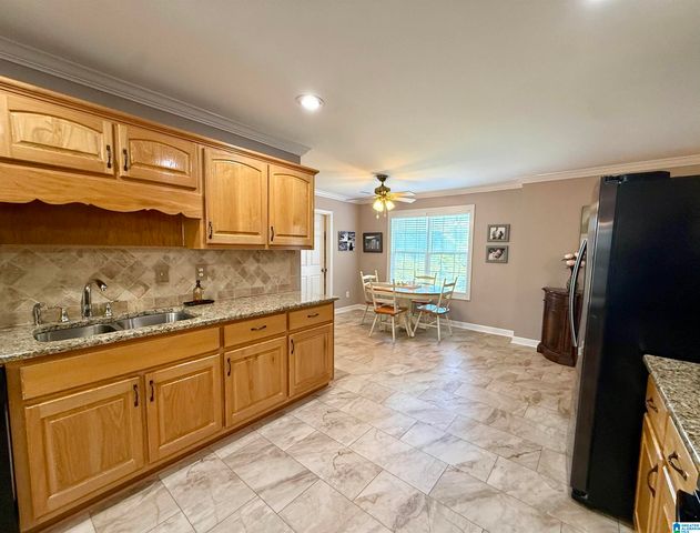 104 GREYSTONE DRIVE, Oneonta, AL 35121