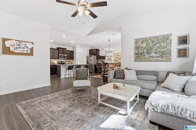 1061 ARONIMINK DRIVE, Calera, AL 35040