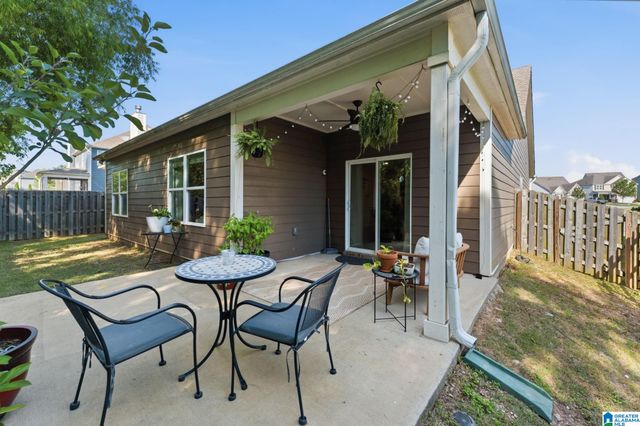 1061 ARONIMINK DRIVE, Calera, AL 35040