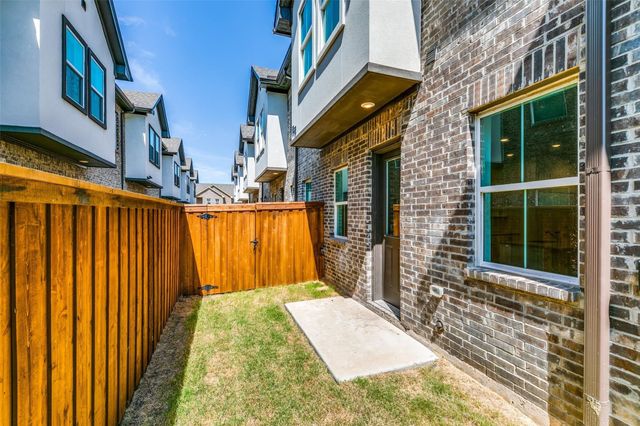 2418 Ash Lane, Sachse, TX 75048