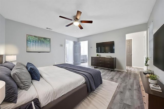 2202 Shadowdale Drive, Houston, TX 77043