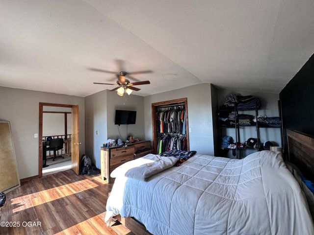 13541 Deer Path Circle, Neosho, MO 64850