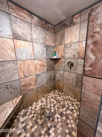 13541 Deer Path Circle, Neosho, MO 64850