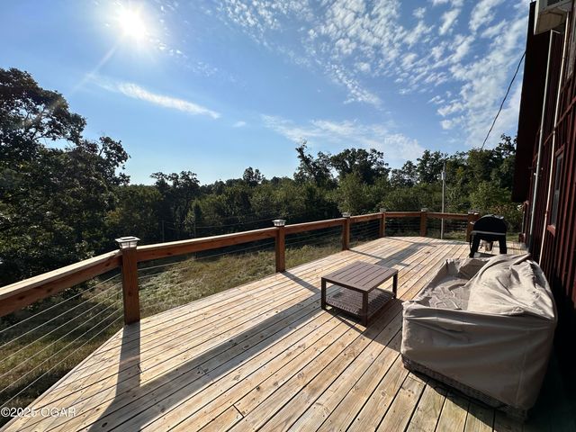 13541 Deer Path Circle, Neosho, MO 64850