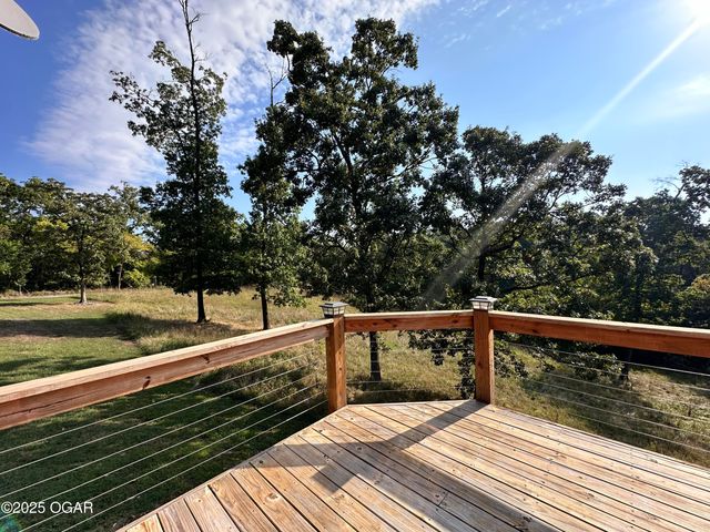 13541 Deer Path Circle, Neosho, MO 64850