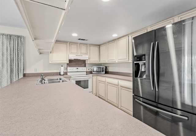 436 Yacht Club Drive H, Rockwall, TX 75032