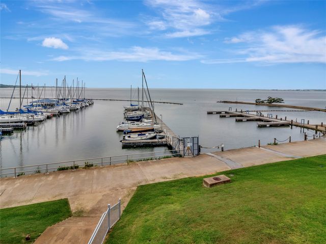 436 Yacht Club Drive H, Rockwall, TX 75032