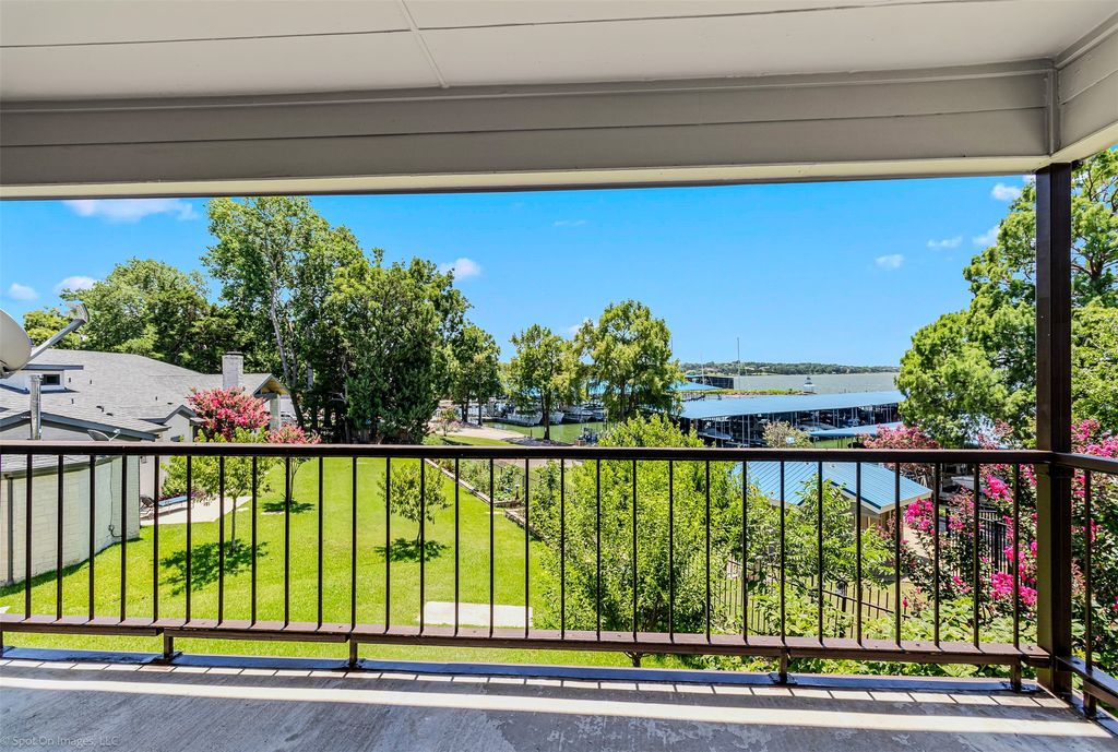 436 Yacht Club Drive H, Rockwall, TX 75032