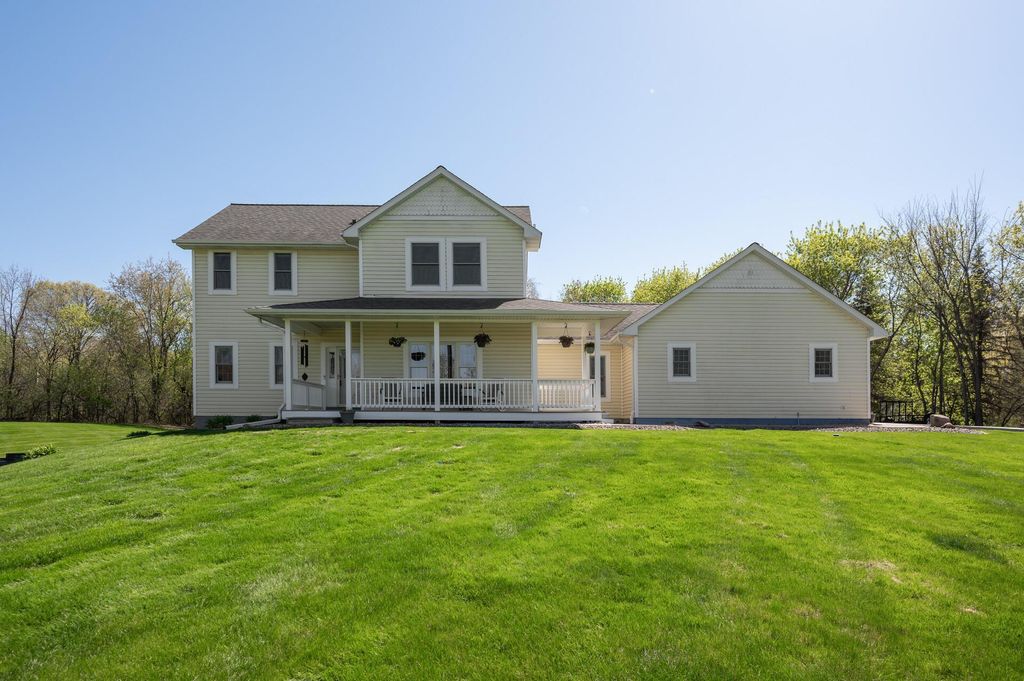 423 172nd Avenue, Somerset, WI 54025