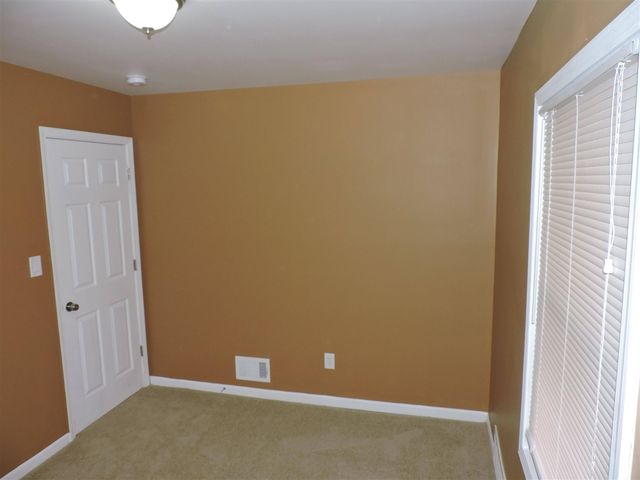 27045 Yale Street, Inkster, MI 48141