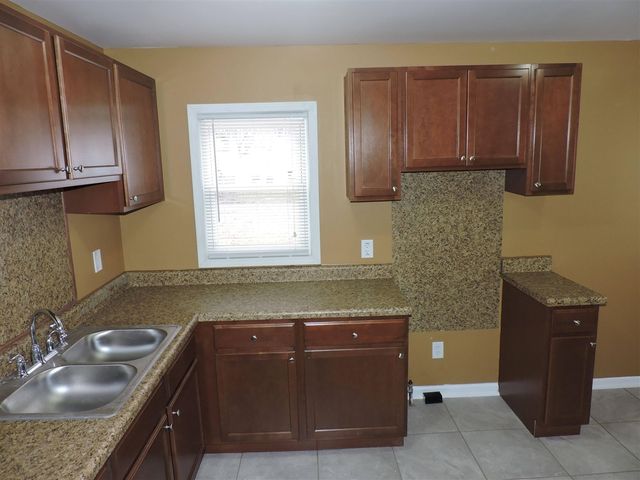 27045 Yale Street, Inkster, MI 48141
