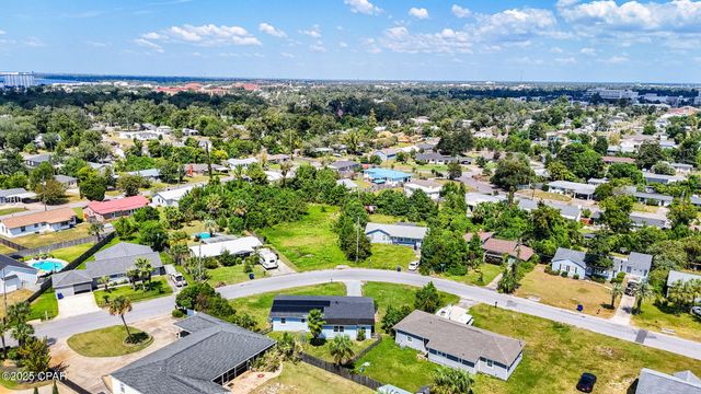 900 E 2nd Place, Panama City, FL 32401