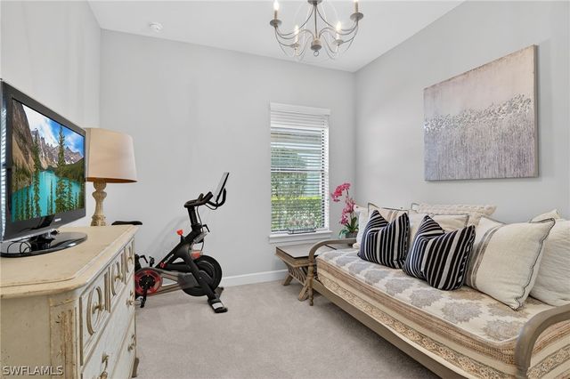 9406 Galliano TER, Naples, FL 34119