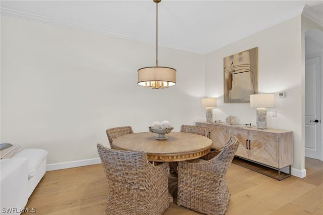 9406 Galliano TER, Naples, FL 34119