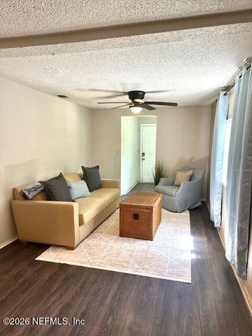 1025 COURT Street, Jacksonville, FL 32208