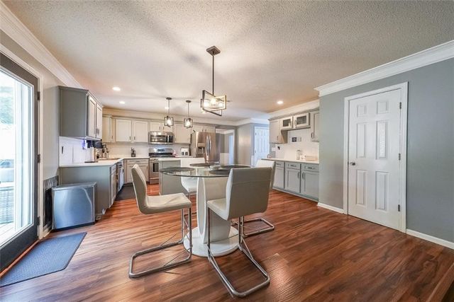 1954 Bridgestone Circle, Conyers, GA 30012