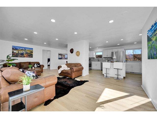 1500 Abilene Dr, Broomfield, CO 80020