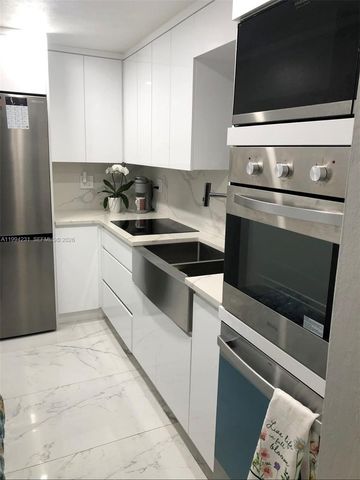 3201 NE 14th St Cswy 502, Pompano Beach, FL 33062