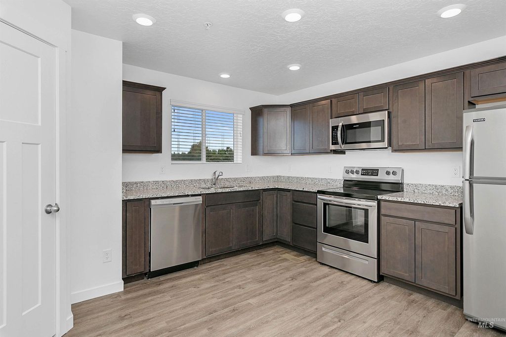16845 N Seabright Lane, Nampa, ID 83687 photo 3