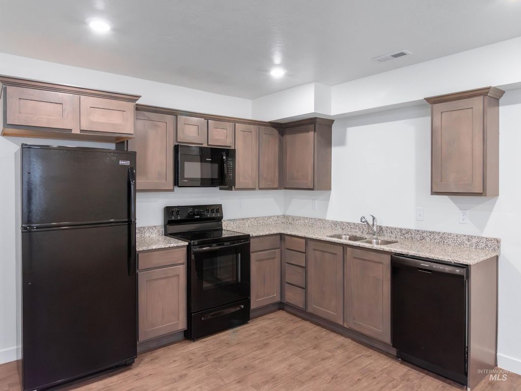 16845 N Seabright Lane, Nampa, ID 83687 photo 4