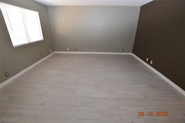 4300 North Lamont Street 223, Las Vegas, NV 89115