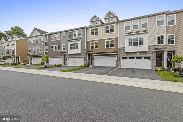 4795 HOGAN DR, Wilmington, DE 19808
