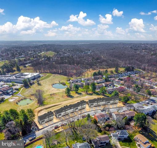 4795 HOGAN DR, Wilmington, DE 19808