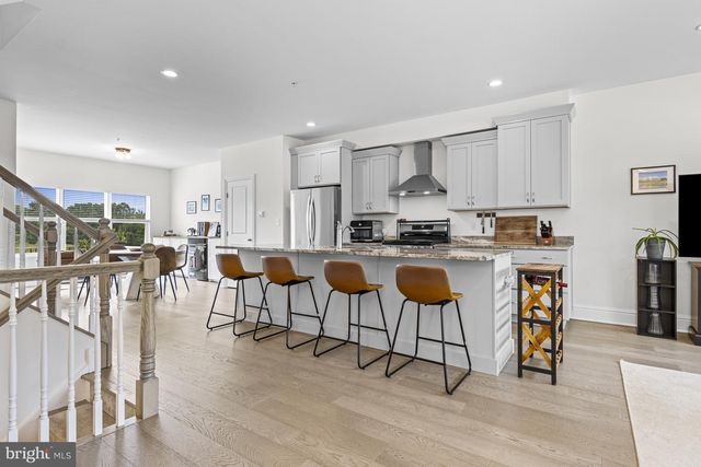 4795 HOGAN DR, Wilmington, DE 19808