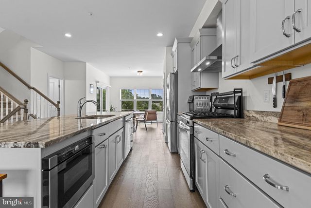 4795 HOGAN DR, Wilmington, DE 19808