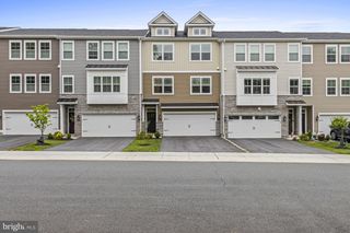 4795 HOGAN DR, Wilmington, DE 19808