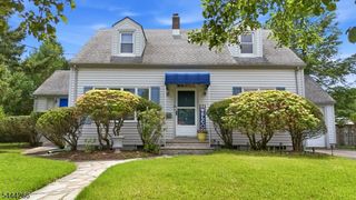 35 Passaic Ave, Woodland Park, NJ 07424