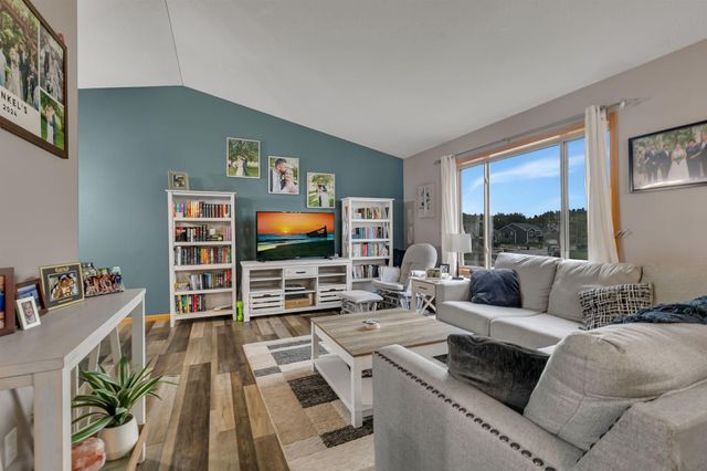 2518 Ocarina Drive, Sauk Rapids, MN 56379