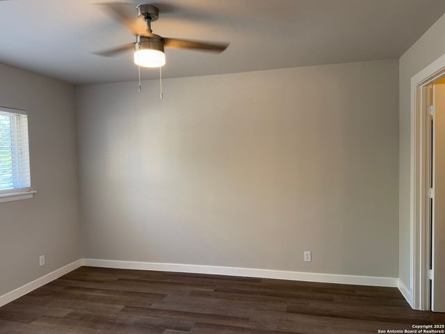 106 Woodview, Live Oak, TX 78233