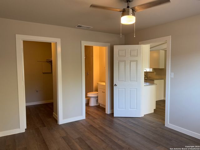 106 Woodview, Live Oak, TX 78233