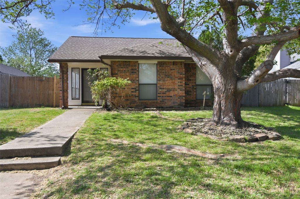4708 Jasmine Drive, Fort Worth, TX 76137