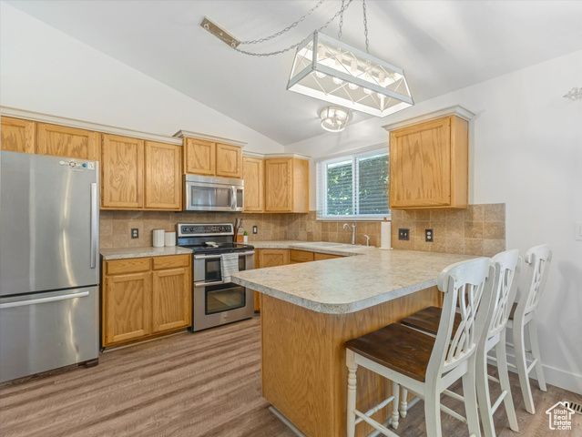 4736 S 2675 W, Roy, UT 84067