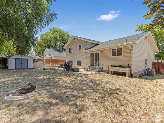 4736 S 2675 W, Roy, UT 84067