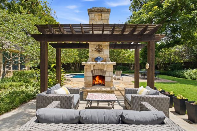 1439 Tranquilla Drive, Dallas, TX 75218