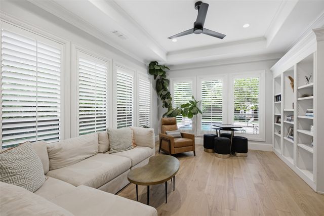 1439 Tranquilla Drive, Dallas, TX 75218