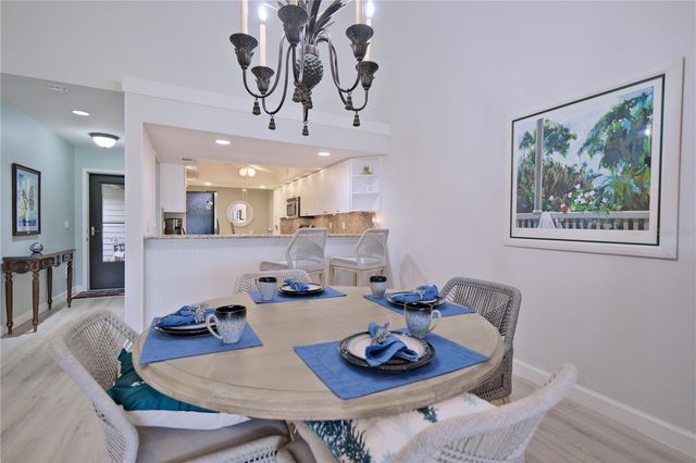 3605 AVENIDA MADERA A, Bradenton, FL 34210