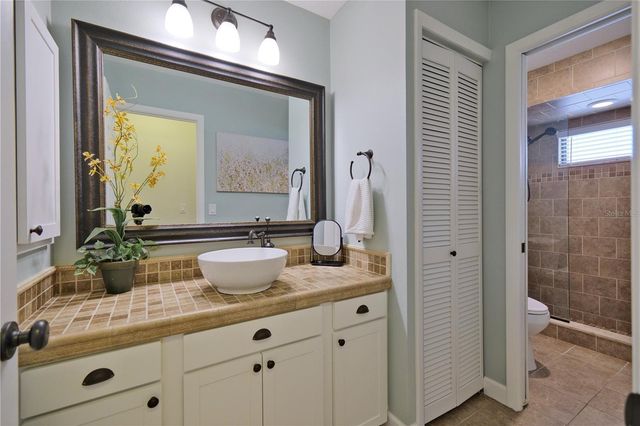 3605 AVENIDA MADERA A, Bradenton, FL 34210