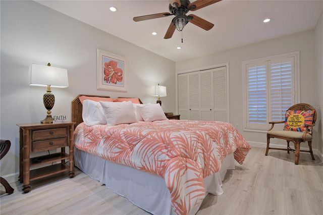 3605 AVENIDA MADERA A, Bradenton, FL 34210