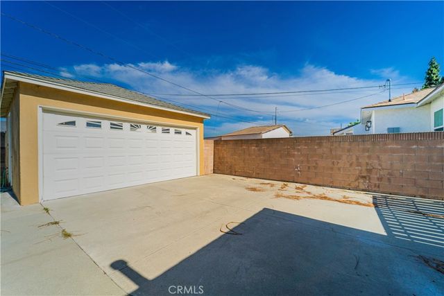 5008 Coldbrook Avenue, Lakewood, CA 90713
