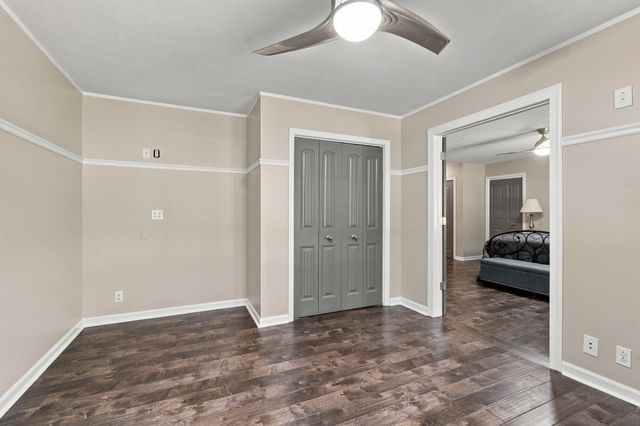 1032 Trainer Ave, Burns, TN 37029