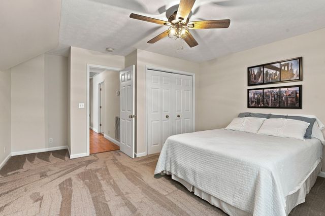 1032 Trainer Ave, Burns, TN 37029