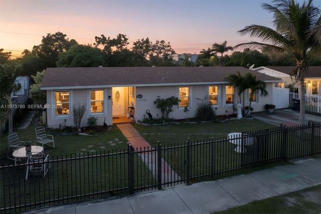 19050 SW 125th Ave, Miami, FL 33177