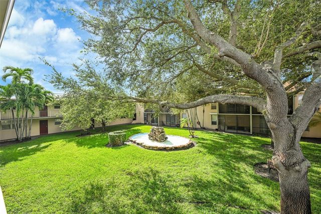 7173 Orange Drive 215B, Davie, FL 33314