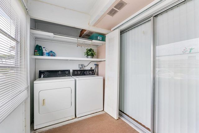 9 Valencia Trail, Delray Beach, FL 33446