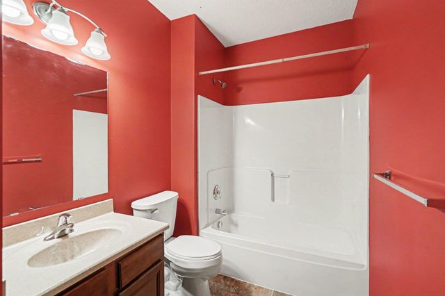 15493 June Grass Lane, Eden Prairie, MN 55347