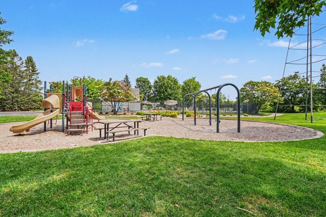 15493 June Grass Lane, Eden Prairie, MN 55347
